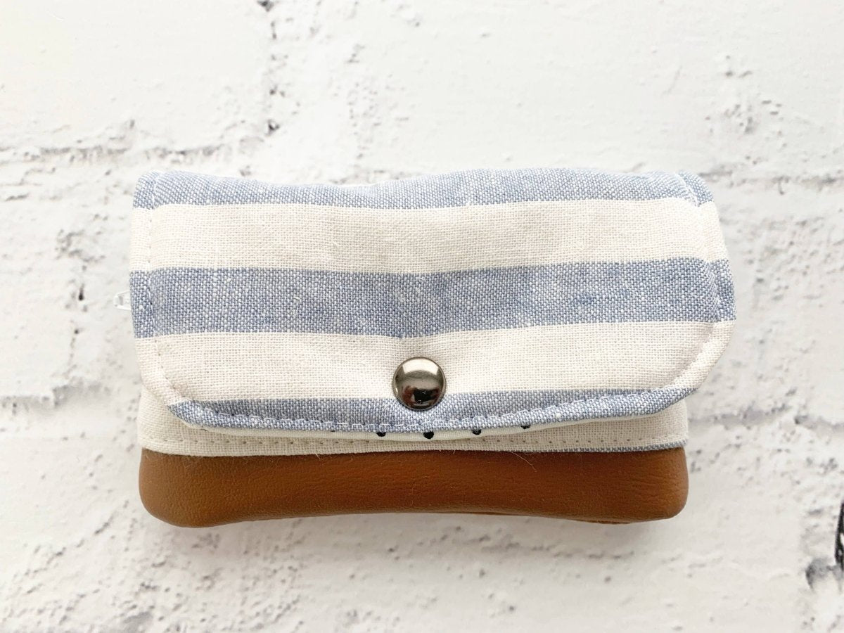Boater Vibe Wide Stripe Wallet β Your Nautical Chic Essential - Accessories Daffodil & Alder