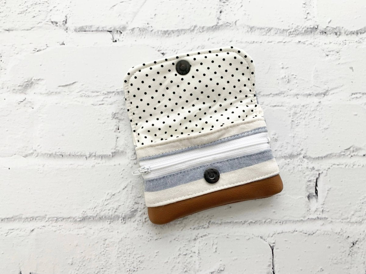 Boater Vibe Wide Stripe Wallet β Your Nautical Chic Essential - Accessories Daffodil & Alder