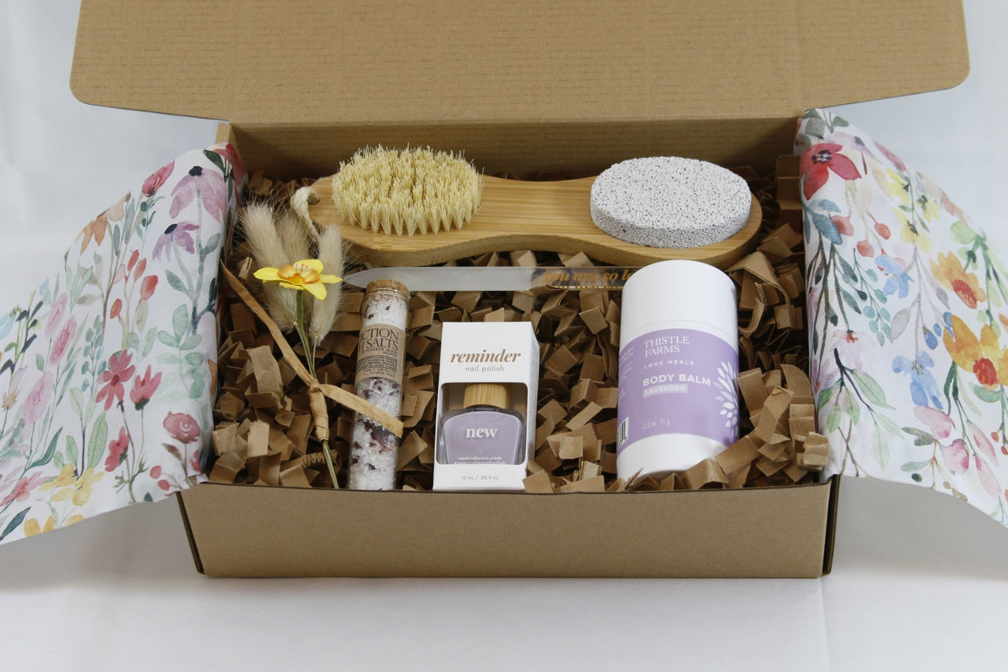 A New Day Lavender Pedicure Gift Box - Gift Daffodil & Alder