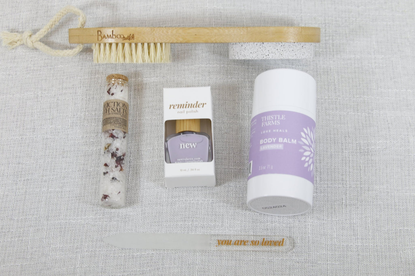 A New Day Lavender Pedicure Gift Box - Gift Daffodil & Alder