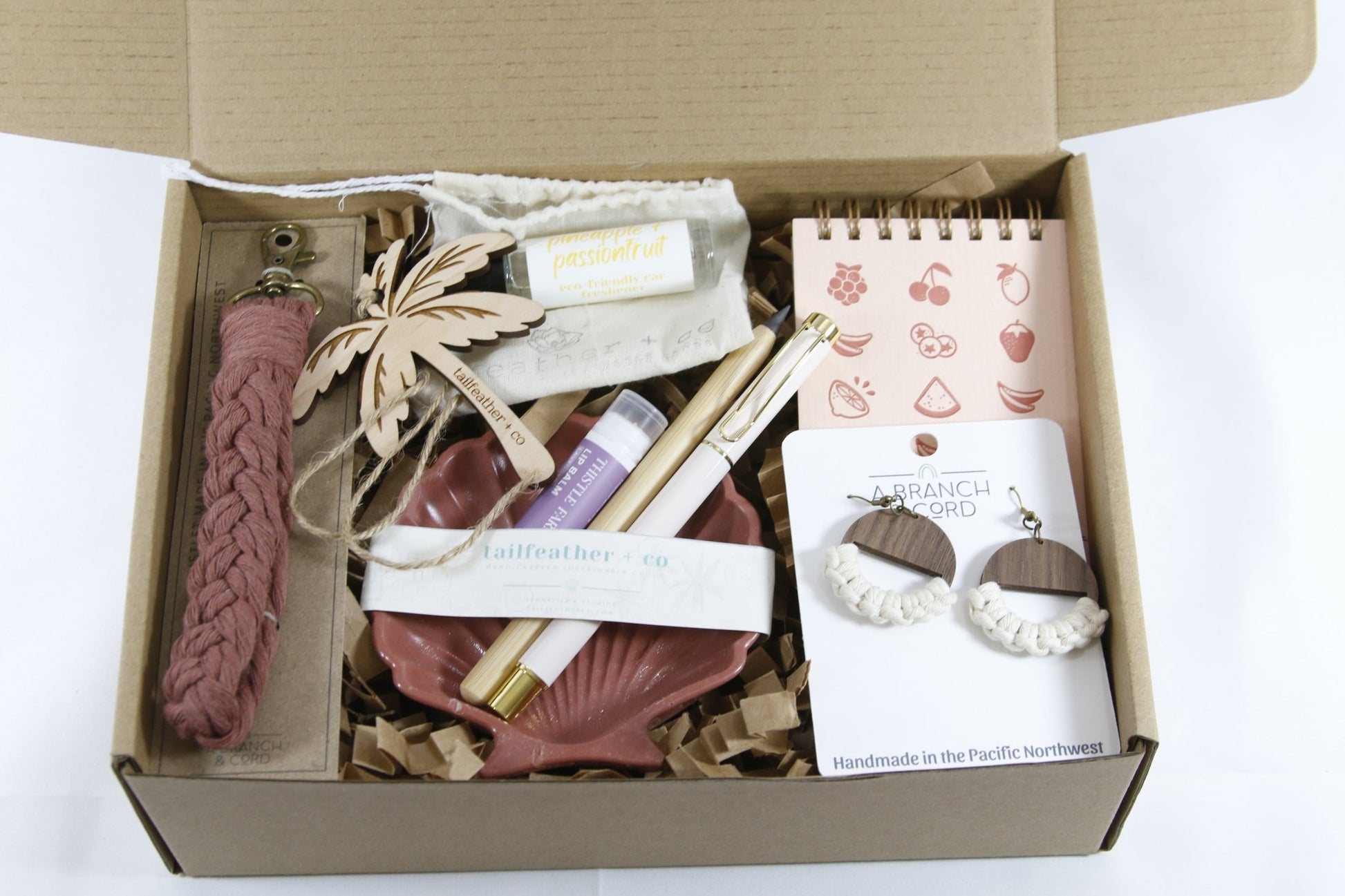 Coastal Boho Chic Gift Box - Dusty Rose - Gift Box Daffodil & Alder