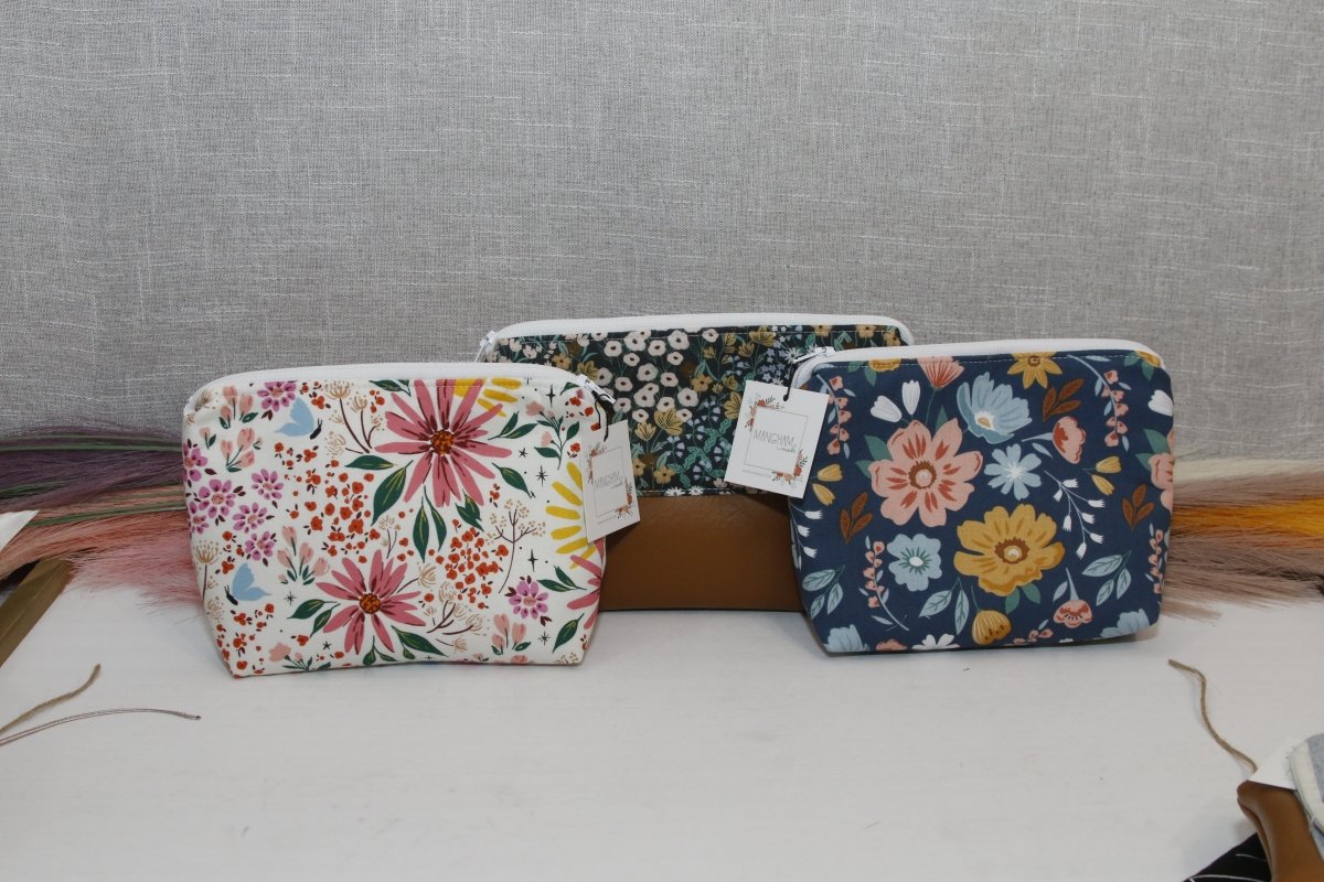 Navy Boho Bloom Travel Bag - Accessories Daffodil & Alder