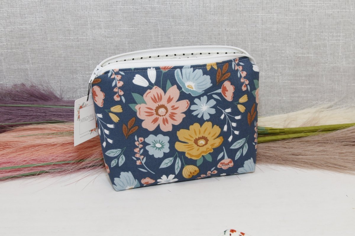 Navy Boho Bloom Travel Bag - Accessories Daffodil & Alder