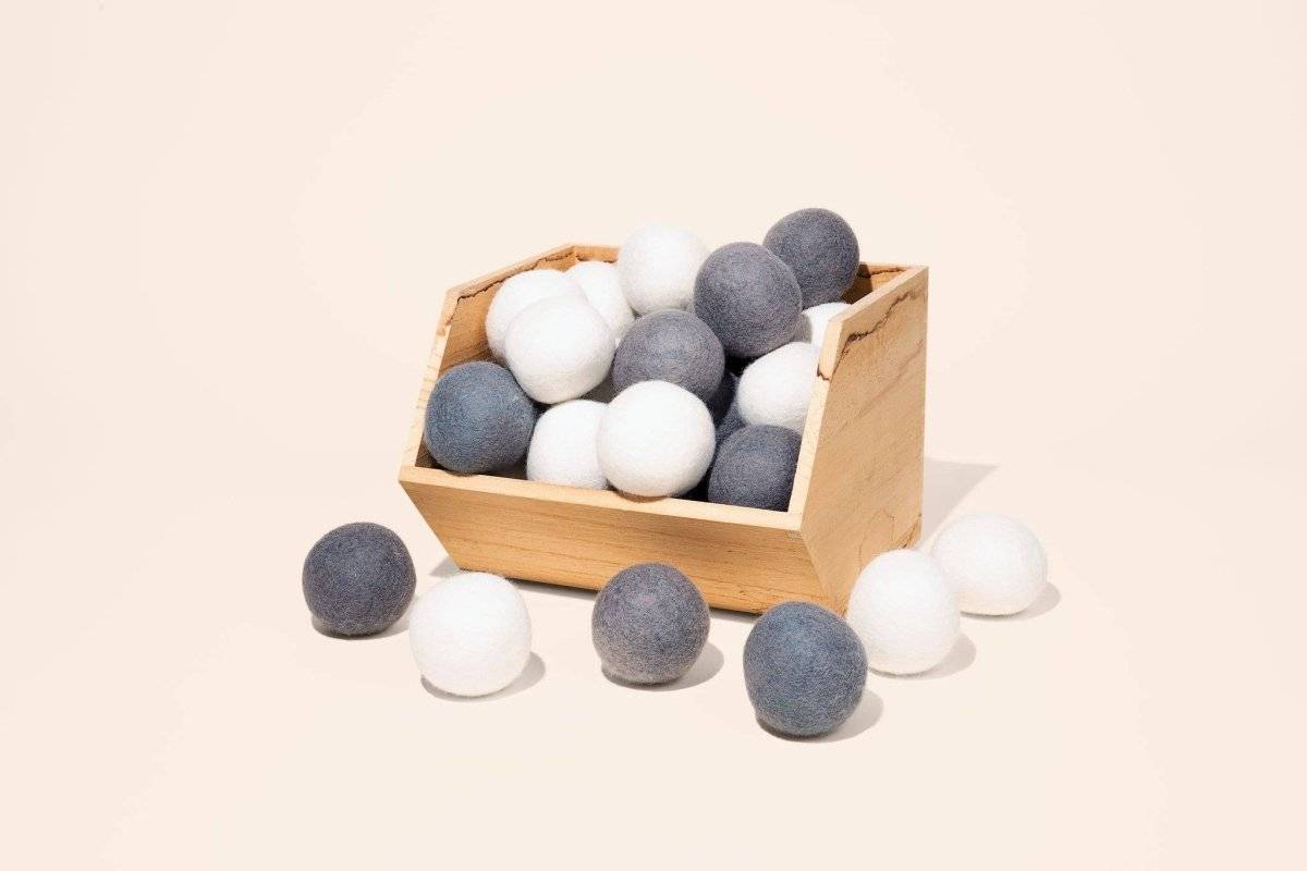 Set of 6 Organic Wool Dryer Balls | Laundry Bestseller- Home & Decor Daffodil & Alder