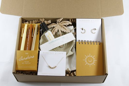 Sunshine Coastal Chic Gift Box - Gift Box Daffodil & Alder