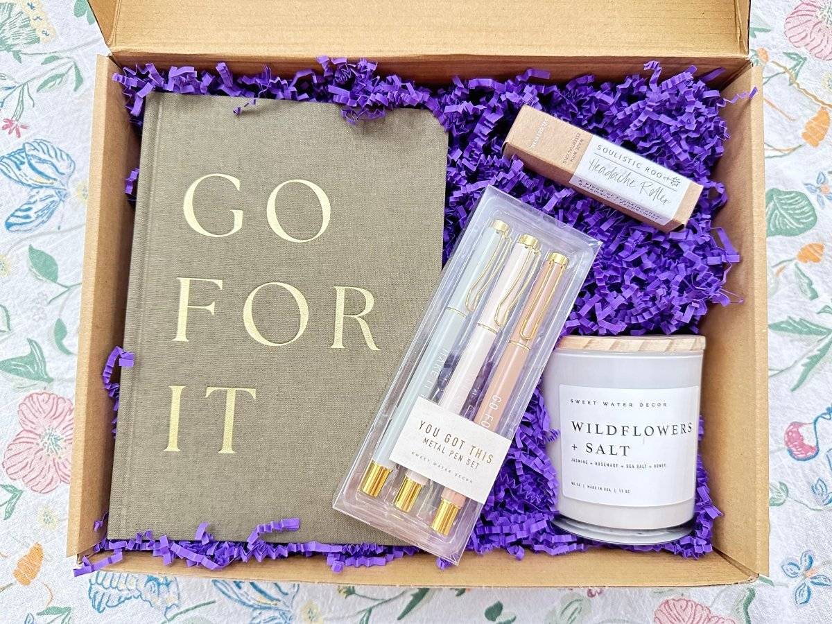 The Writers Unwind Gift Box- Gift Box Daffodil & Alder