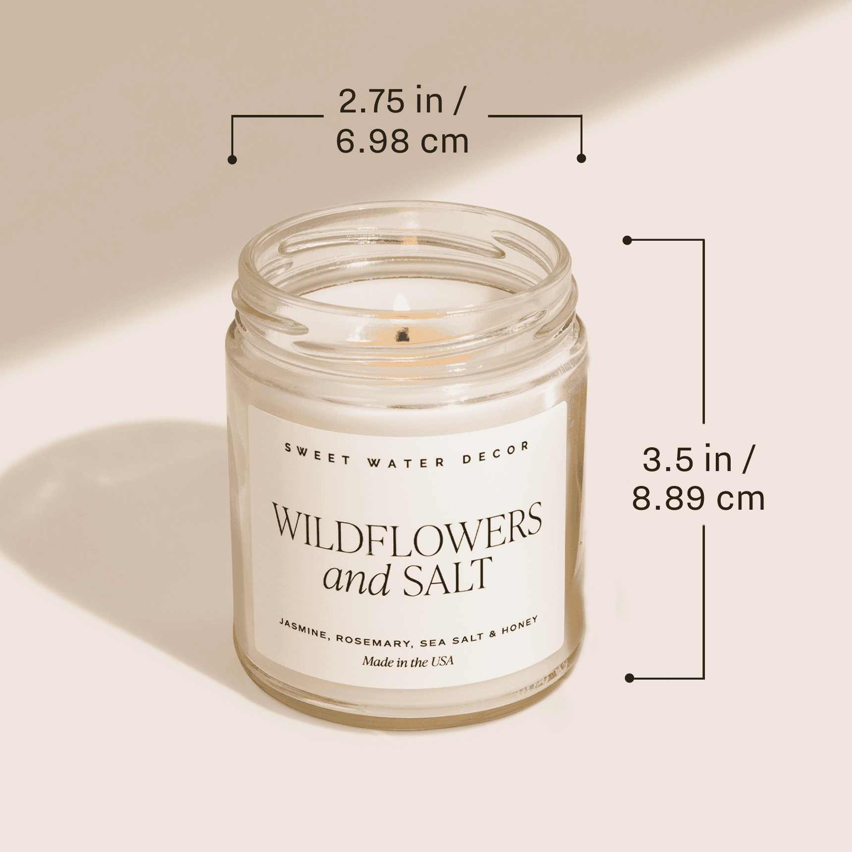 Candy Cane and Cocoa 9 oz Soy Candle - Decor, Gifts- Daffodil & Alder